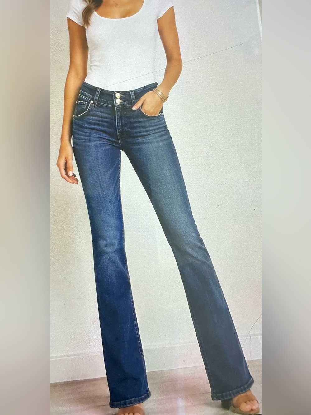 HUDSON BETH OLYMPIC JEANS BOOTCUT FLP POCKET (size 26)